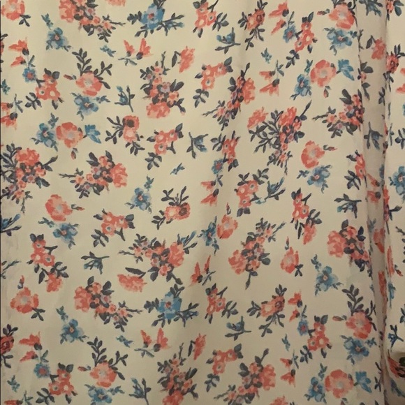 Used Iris Los Angeles “Medium” Floral Kimono - Picture 7 of 8